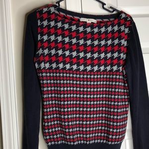 Tommy Hilfiger long sleeve sweater